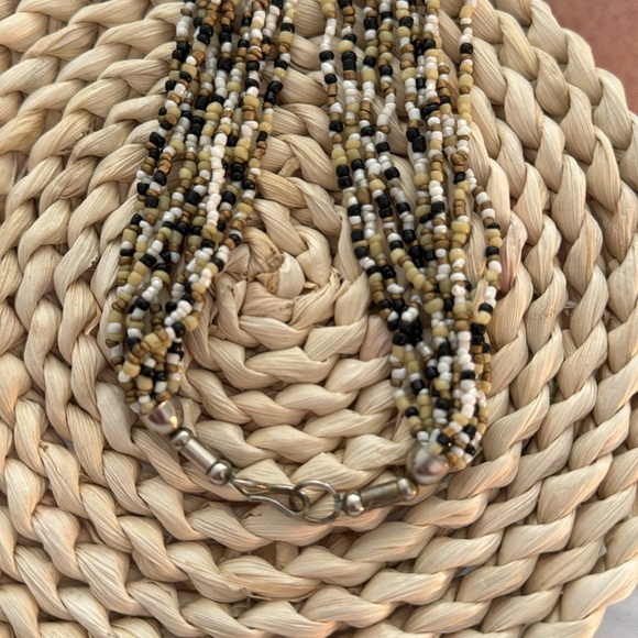 Gorgeous beaded multi-strand necklace - Picture 3 of 3